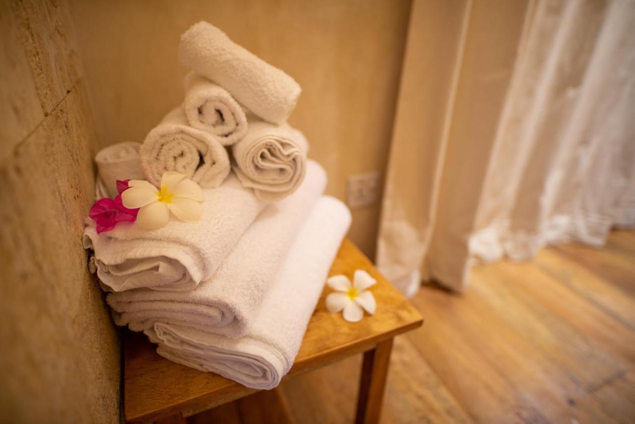 Palm Garden Eco Boutique No Kids Under 12 * Watamu